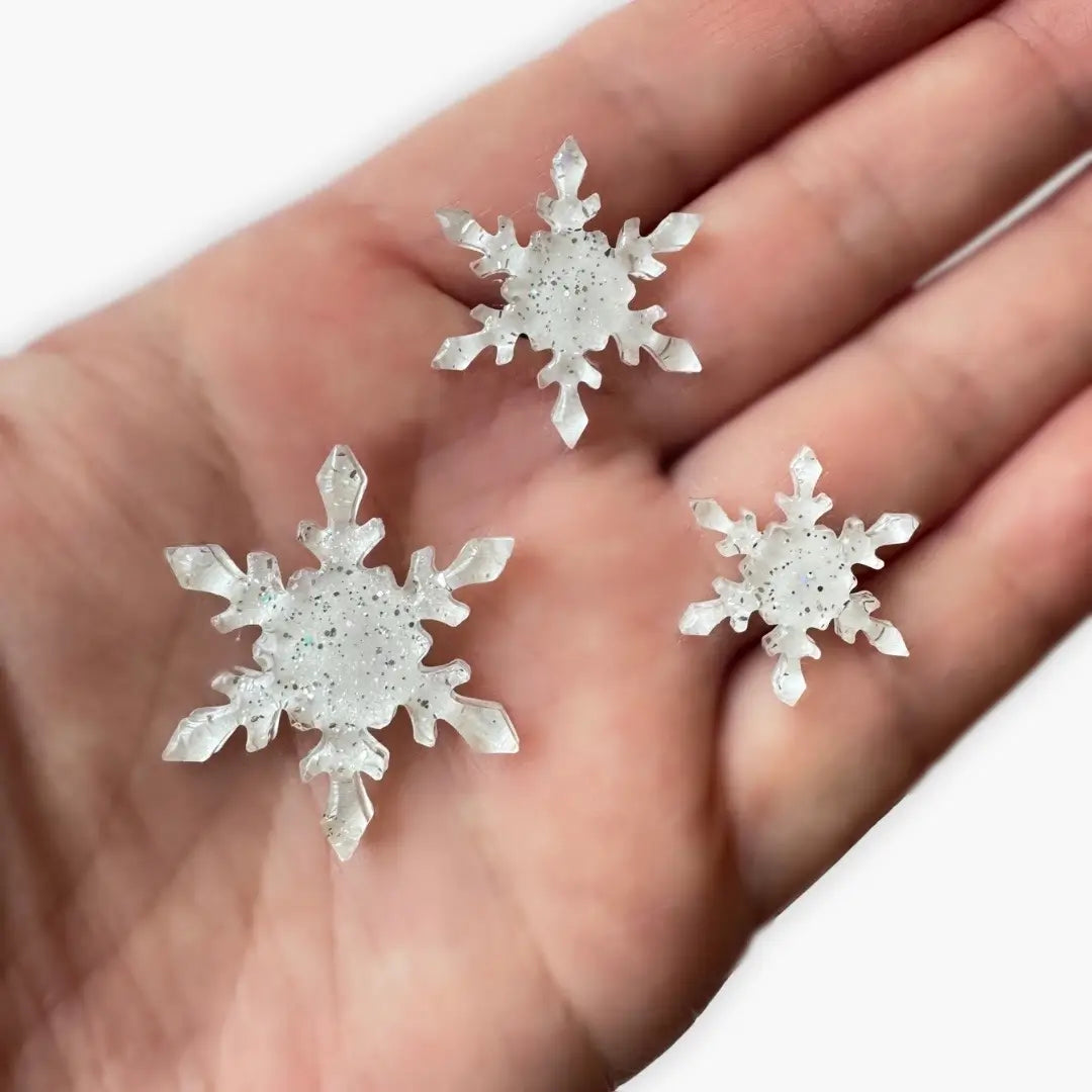150雪の結晶氷パール冬白オーダーヘアゴム　ヘアアクセサリー　くるみボタン 雪の結晶のヘアゴム(ホワイトラメ、 ) 5個セット – D
